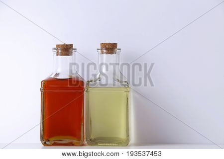 palm oil and olive side by side
