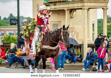 Portland Grand Floral Parade 2017