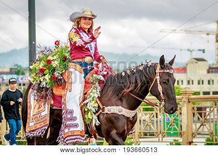 Portland Grand Floral Parade 2017