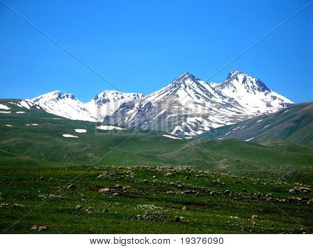 aragats bjerg, Armenien