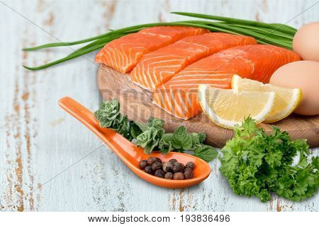 Protein rich superfoods protein diet salmon leaves isolated post-exercise