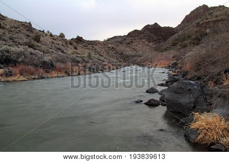 Scenic view of the Rio Grande as it winds through the Orilla Verde Recreation Area in the state of New Mexico