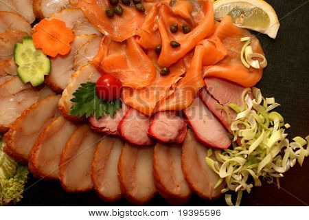 Блюдо из мяса и овощей