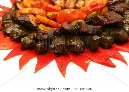 Блюдо из мяса и овощей