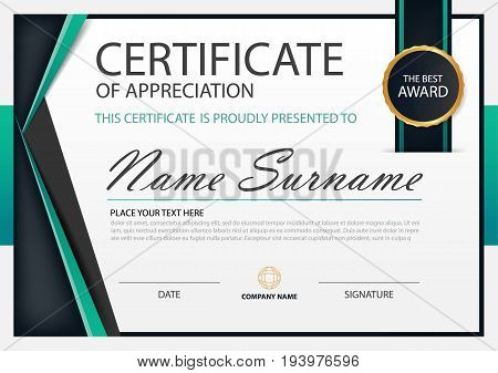 Green Elegance horizontal certificate with Vector illustration white frame certificate template with clean and modern pattern presentation