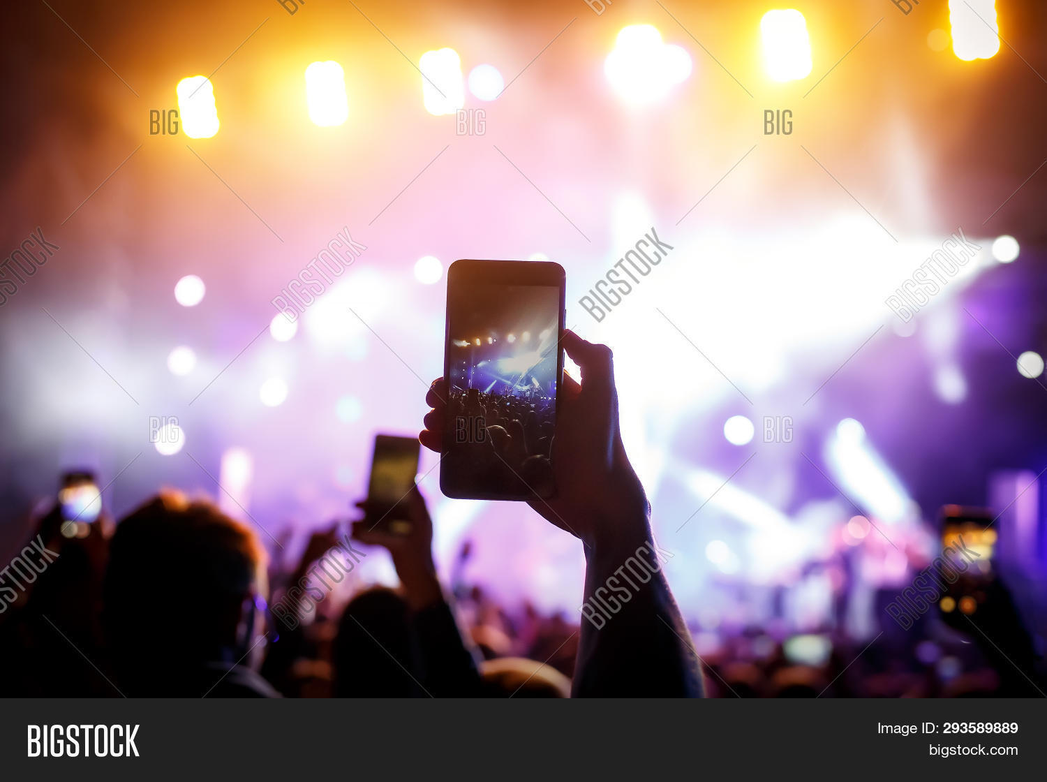 Hand Smartphone Image & Photo (Free Trial) Bigstock