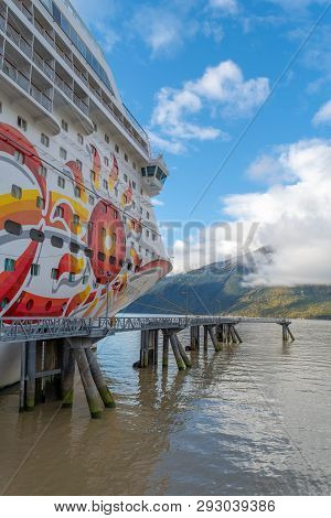 Skagway, Alaska - September 28 2017: Norwegian (ncl) Sun Cruise Ship Docked In The Port Of Skagway, 