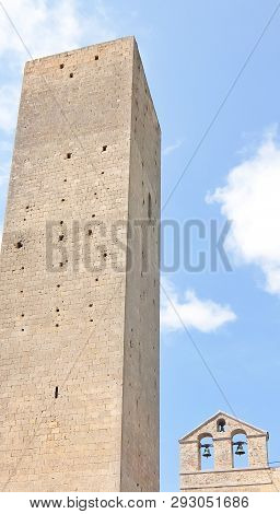 Tarquinia, Italy - Circa September 2017. Sunny Day In Tarquinia. Beautiful View Of Catholic Church (
