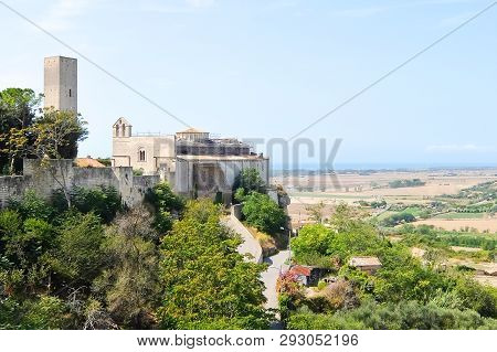 Tarquinia, Italy - Circa September 2017. Sunny Day In Tarquinia. Beautiful View Of Catholic Church (