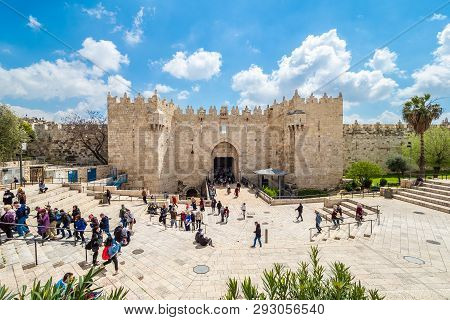 Jerusalem, Israel - March 28, 2019: Damascus Gate, Nord Entrances To The Old City Of Jerusalem