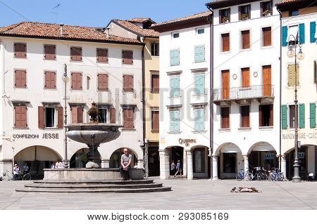 Udine, Italy - Circa August 2017. People On The Main Square Of Udine (piazza Giacomo Matteotti).