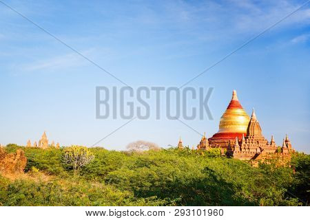 Stunning landscape view of Dhammayazika Pagoda historic buddhist temple in Bagan Myanmar