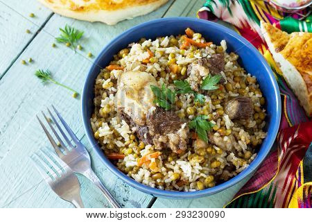 Arabic Cuisine. Events Ramadan. Middle Eastern Mashkichiri (porridge Made Of Rice, Beef And Mung Bea