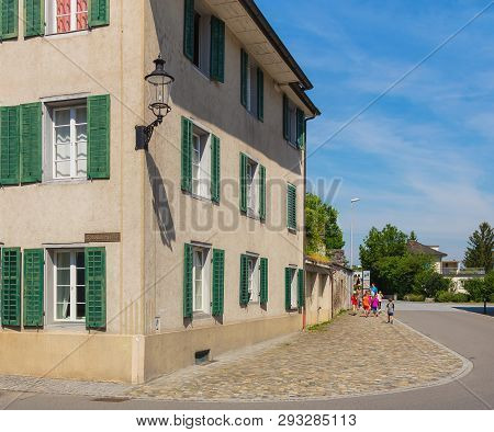 Bremgarten, Switzerland - June 16, 2018: A Street In The Historic Part Of The Town Of Bremgarten. Br