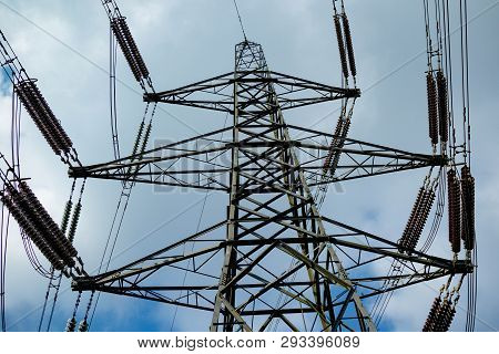 Didcot, United Kingdom, March 28th 2019:- Electrical Plyons At Didcot Power Station Forming Part Of 
