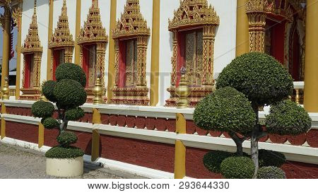 Wat Tongchai Temple Complex In Phetchaburi