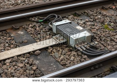 Railway Impedance Bond Provides A Continuous Path Around Insulated Block Joints For Return Current A