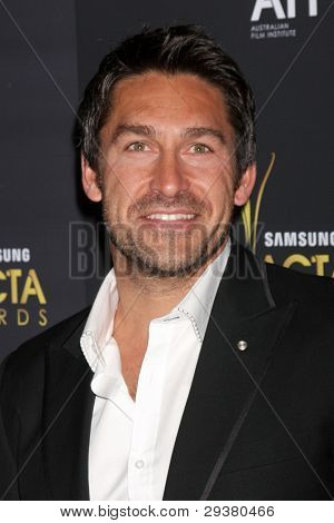 LOS ANGELES - 27 gennaio: Jamie Durie arriva all'AUSTRALIAN INTERNATIONAL ACADEMY AWARDS a Soho Ho