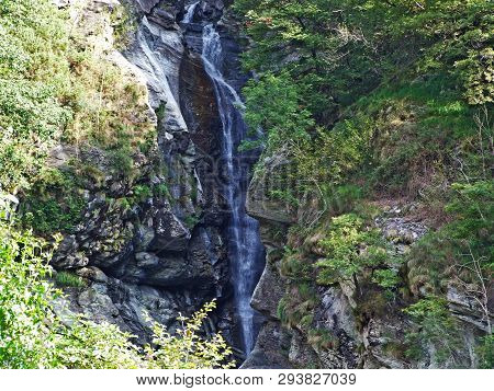 Giumaglio Waterfall Or La Cascata Di Giumaglio In Vallemaggia, Magic Valley Or Valle Magia (valle Ma