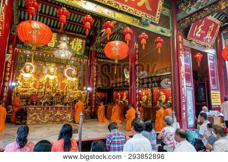 Bangkok, Thailand - 27 January 2019: Local Chinese Thai People With Monk Worship In Temple At Wat Ma