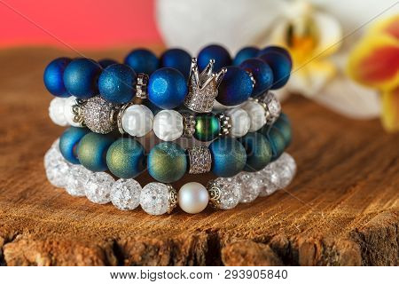 Beautiful Jewelry Made Of Natural Stones And Exquisite Accessories