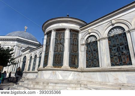 Turkey, Istanbul, 10,03,2018 Sultan Ii Abdulhamid Han Hz. Turbesi. Complex With Cemetery And Mosque