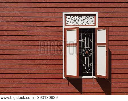 Detail Of Building At Wat Suan Phlu, A Community Temple In Bang Rak, Bangkok, Thailand.