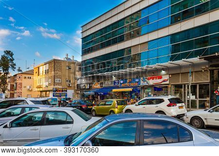 Israel. Bat-yam. 02.11.2020. Bar Shaul Street In The Afternoon On A Working Day.
