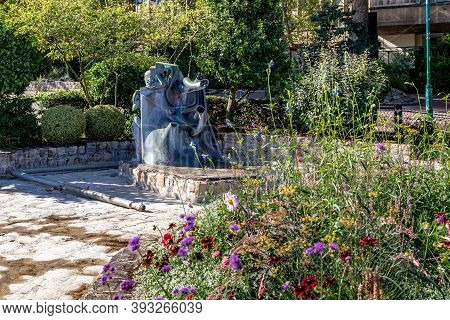 Paris, France - August 30, 2019: This Is A Modern Sculpture By Hydrophageby (sculptor Jean-robert Ip