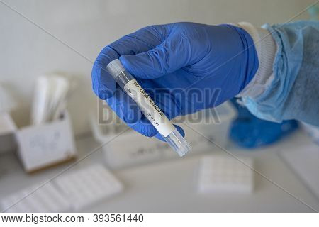 Coronavirus Covid-19 Specimen Collecting Equipment Nasal And Oral Swabbing For Pcr Polymerase Chain 