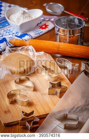 Table Set Up For Cookies Cooking, Christmas Gingerbrad Cookies Work In Progress