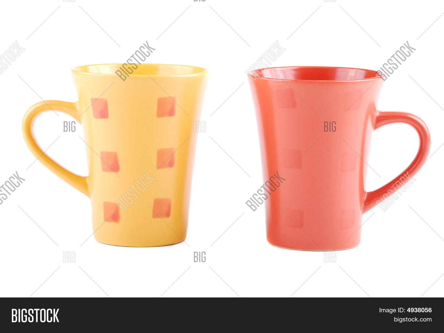 Good morning dear кофе. Doing cup. Девушка с чашкой в руках. Подражание. Кофейный стаканчик в руке.