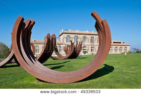 Jardin Du Pharo