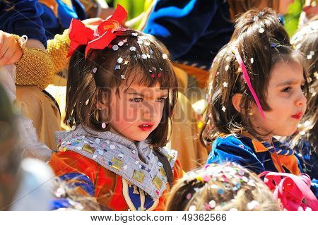 spanyol gyermekek a fiesta - mórok és christians