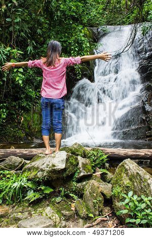 Thai Girl Relax At Siribhum Water Fall In Doi Inthanon , Chiangmai Thailand