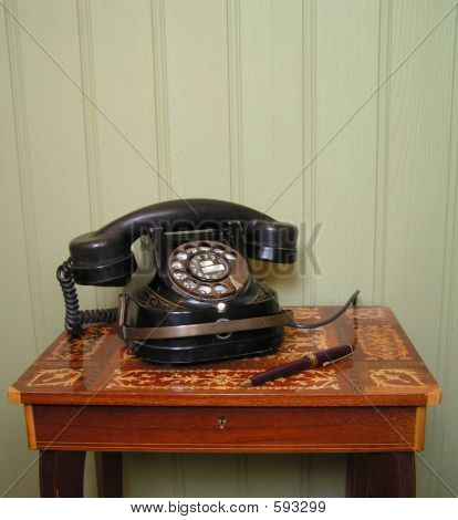 TELEFON 1930ER JAHREN GEGEN HOLZ PANELLING1