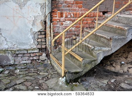 dilapidated stairs