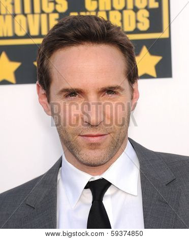 LOS ANGELES - JAN 16:  Alessandro Nivola arrives to the Critics' Choice Movie Awards 2014  on January 16, 2014 in Santa Monica, CA                