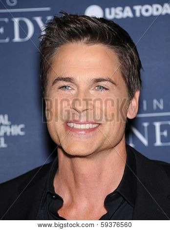 LOS ANGELES - NOV 04:  Rob Lowe arrives to the 