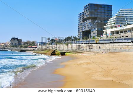 CASCAIS, PORTUGAL - MARCH 19: Beach and ocean seafront on March 19, 2014 in Cascais, Portugal. Cascais is a famous summer vacation location with many accommodations for Portuguese and foreign tourists