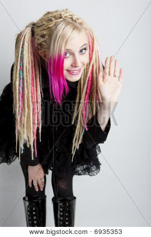 femme avec des dreadlocks