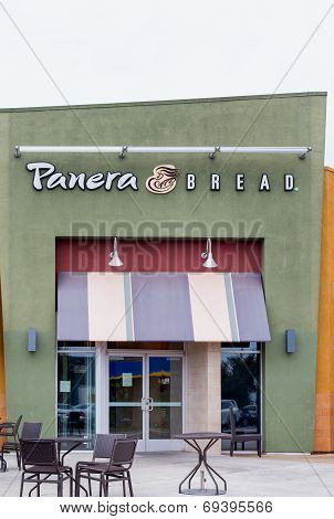 Panera Bread Restaurant Exterior