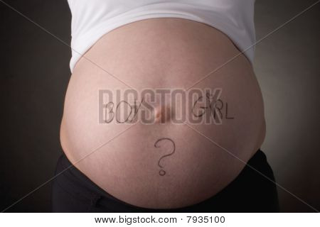 Kluk nebo holka břicho