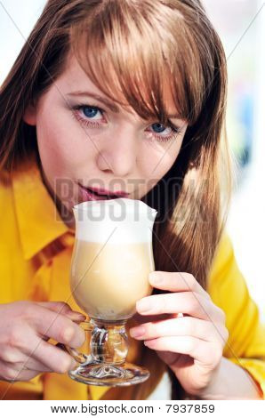Godendo di caffè