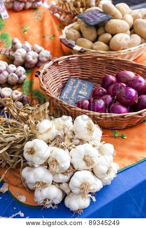 vegetables, market in Forcalquier, Provence, France