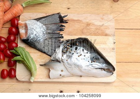 Salmon Head And Salmon Tailfin For Cooking.
