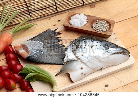 Salmon Head And Salmon Tailfin For Cooking.