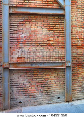Brick Wall Support