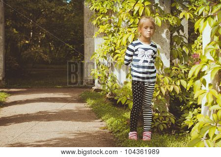 The girl in the green gallery in Oranienbaum