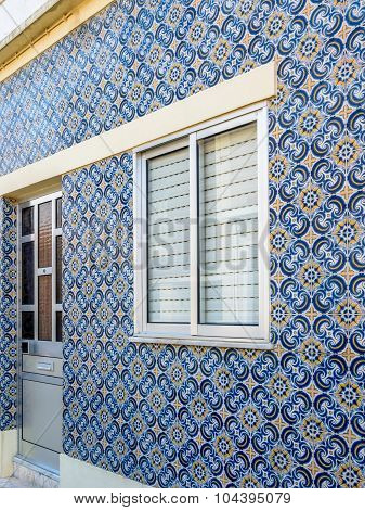 Portuguese tile house - azulejo - 5